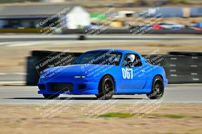 media/Dec-13-2025-Extreme Speed (Sat) [[d129ecb0b9]]/Beginner/Session 2 (Turn 4)/